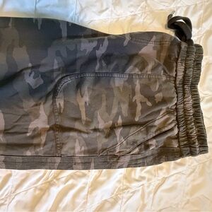 Athleta Camo Farallon Jogger in Olive Green